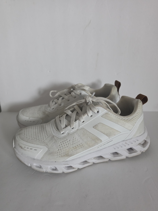 Avia Shoes - Avia White Athletic Cushion Running Shoes - Women's Size 6.5